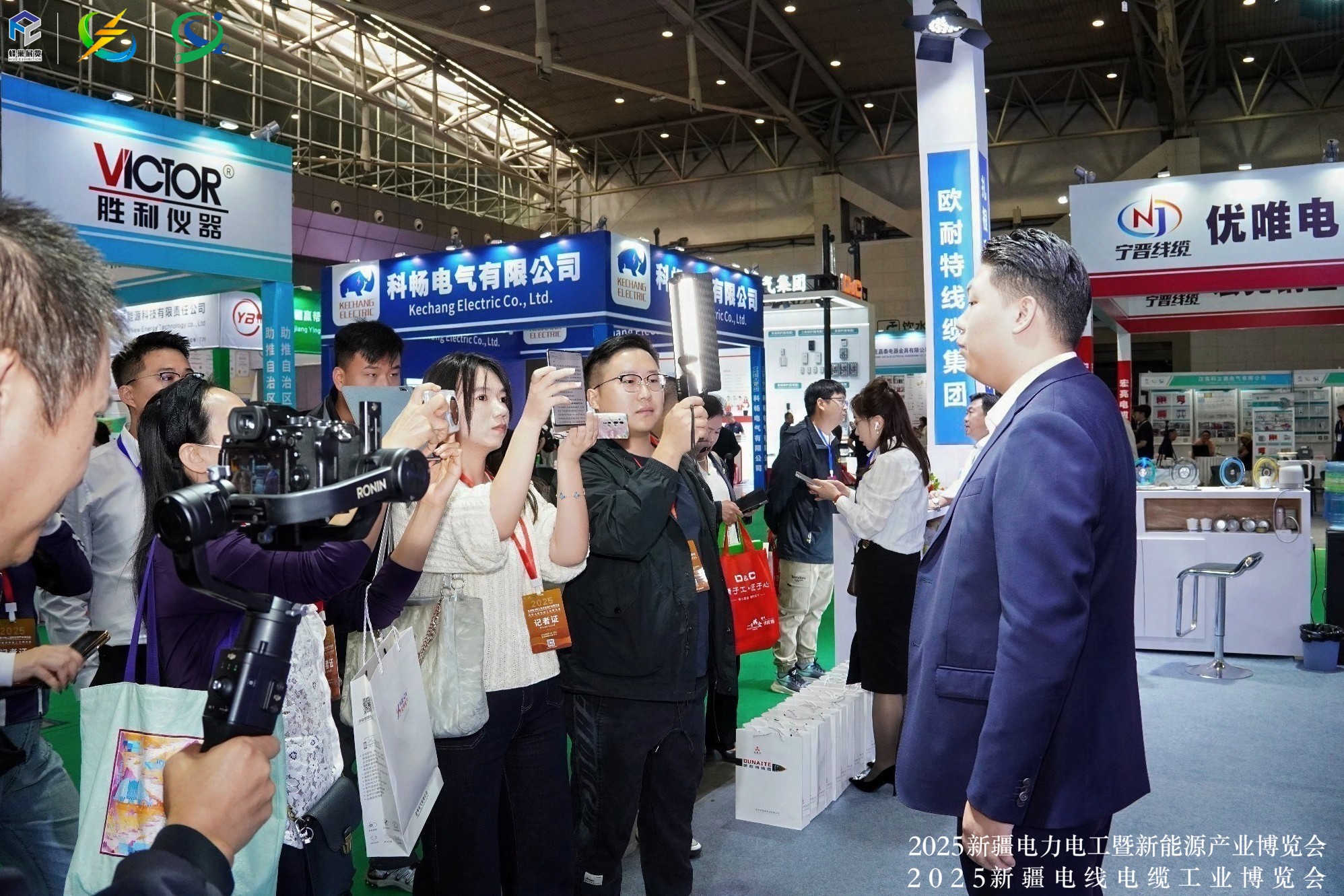 bf115dcf66aec9d3074d6963713a0ec4.jpg bf115dcf66aec9d3074d6963713a0ec4.jpg